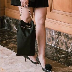 SATTACHE CLASSIC ONYX BLACK NYLON 5 DIFFERENT WAYS BAG New With The Big Strap.